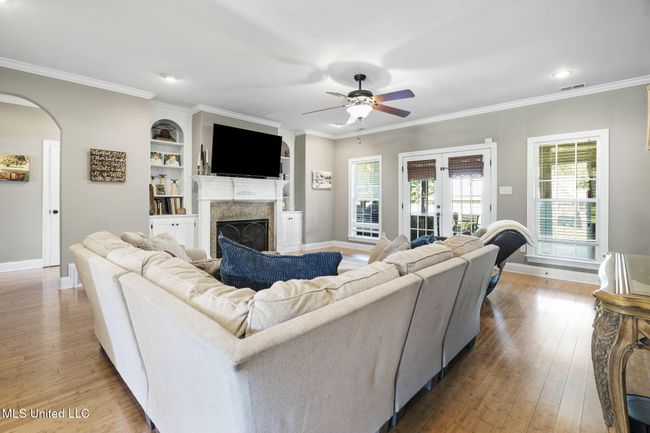 7-web-or-mls-835 Shadow View Dr-07 | Image 7