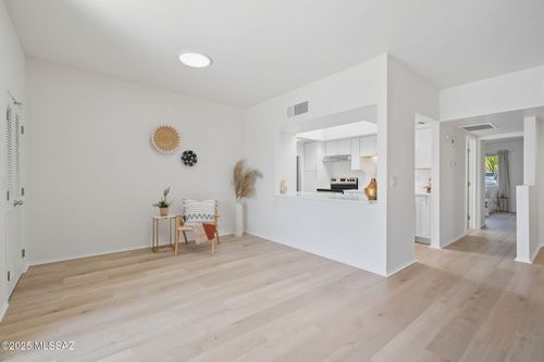 1759 W Dalehaven Circle, Tucson, AZ, 85704 | Card Image