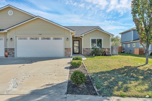 4665 Sunflower Slope Dr, Manhattan, KS, 66502-1806 | Card Image