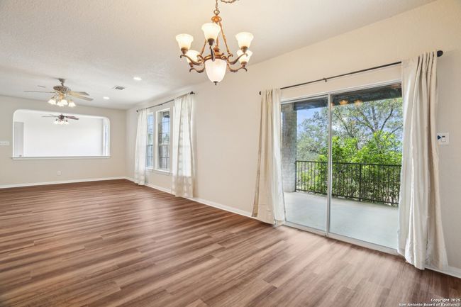 530 Mesa Loop, House other with 5 bedrooms, 3 bathrooms and null parking in San Antonio TX | Image 17
