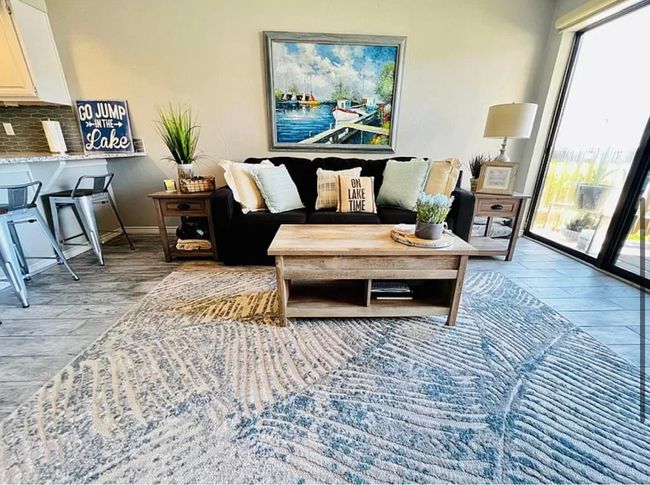 102 - 509 Short Circuit, Condo with 2 bedrooms, 1 bathrooms and null parking in Horseshoe Bay TX | Image 11
