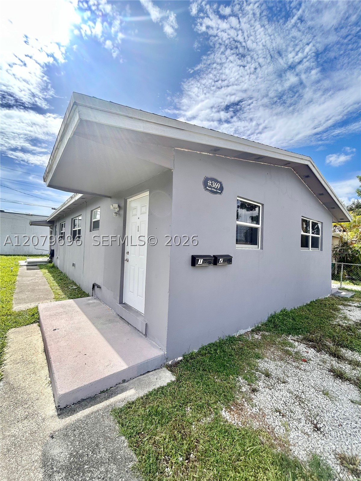 Residential Income in Dania Beach