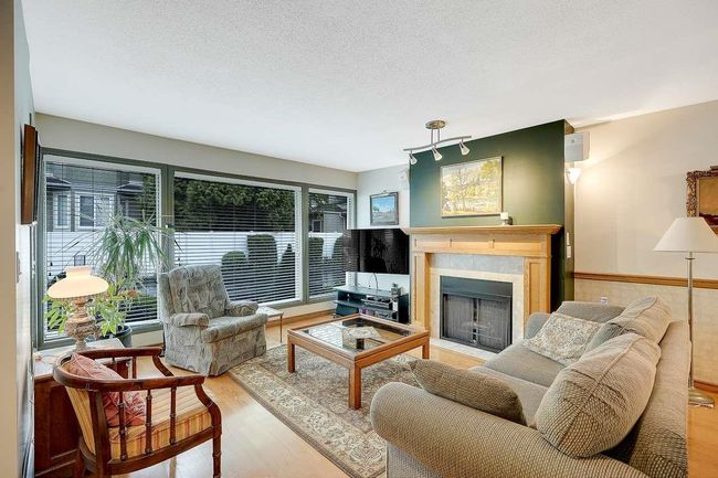 17 - 16180 86 Avenue, Townhouse with 3 bedrooms, 2 bathrooms and 2 parking in Surrey BC | Image 4
