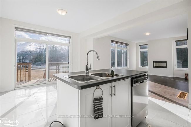 2 Beatrice Dr, House other with 3 bedrooms, 3 bathrooms and 2 parking in Wasaga Beach ON | Image 9