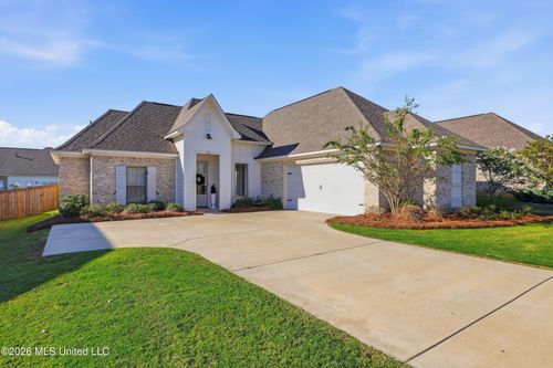 629 Peregan St, Canton, MS, 39046-1209 | Card Image