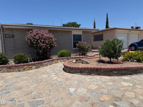 3149 Edgerock Dr, El Paso, TX, 79935-1525 | Card Image