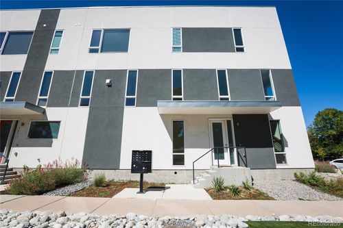 3207 W 17th Ave, Denver, CO, 80204-1909 | Card Image