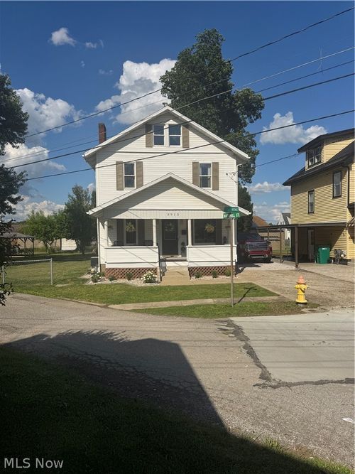 3913 11th Ave, Parkersburg, WV, 26101-6715 | Card Image