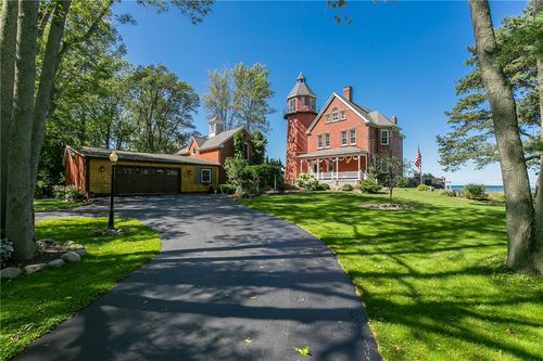 18 Clearview Ave, Hilton, NY, 14468-8952 | Card Image