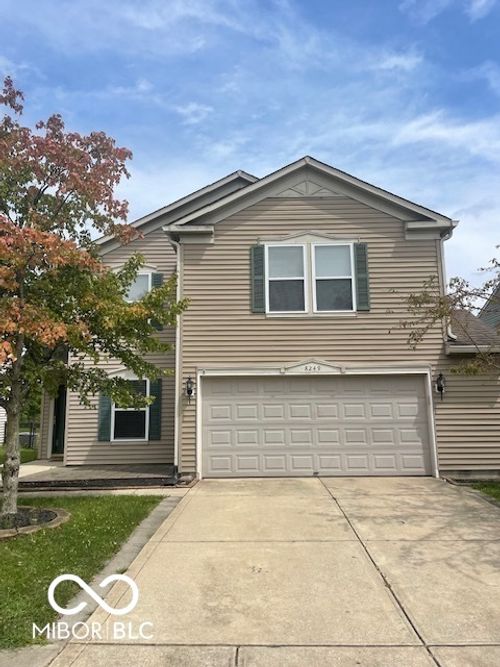 8249 Retreat Ln, Indianapolis, IN, 46259-7691 | Card Image