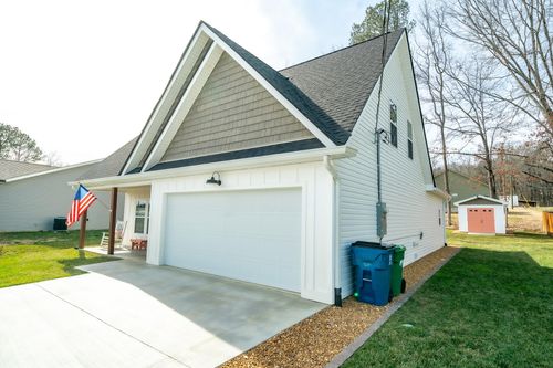 852 Pine Grove Rd, Ringgold, GA, 30736-8037 | Card Image