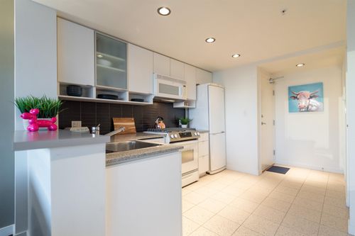 2106-939 Expo Blvd, Vancouver, BC, V6Z3G7 | Card Image