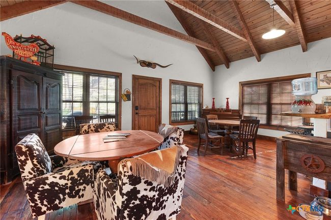 92 N Us Highway 281, Home with 3 bedrooms, 2 bathrooms and null parking in Lampasas TX | Image 20