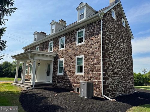 16 Brownsburg Rd, NEWTOWN, PA, 18940-9632 | Card Image