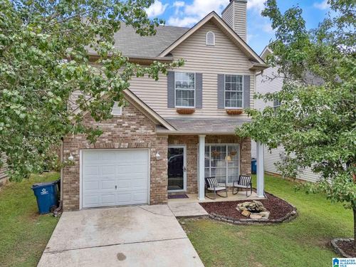 379 Forest Lakes Dr, STERRETT, AL, 35147-8163 | Card Image