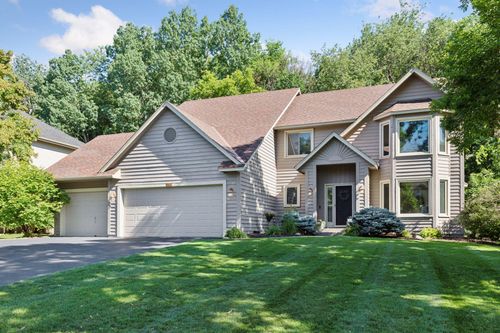 212 Geneva Blvd, Burnsville, MN, 55306-6468 | Card Image