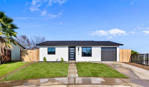 43 Skylark St, Merced, CA, 95341-6956 | Card Image