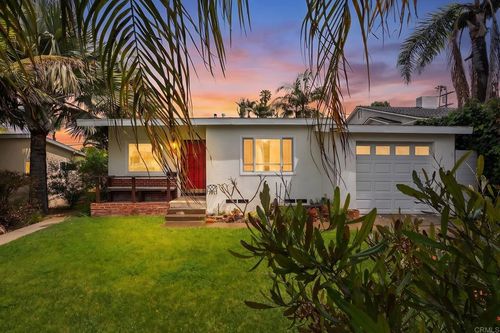 4552 Point Loma Ave, San Diego, CA, 92107-3821 | Card Image