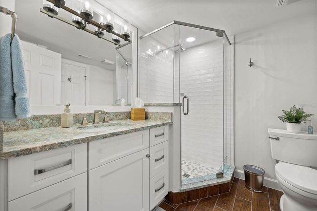 Guest Bath | Image 28
