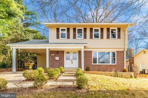 674 College Pkwy, ROCKVILLE, MD, 20850-1134 | Card Image