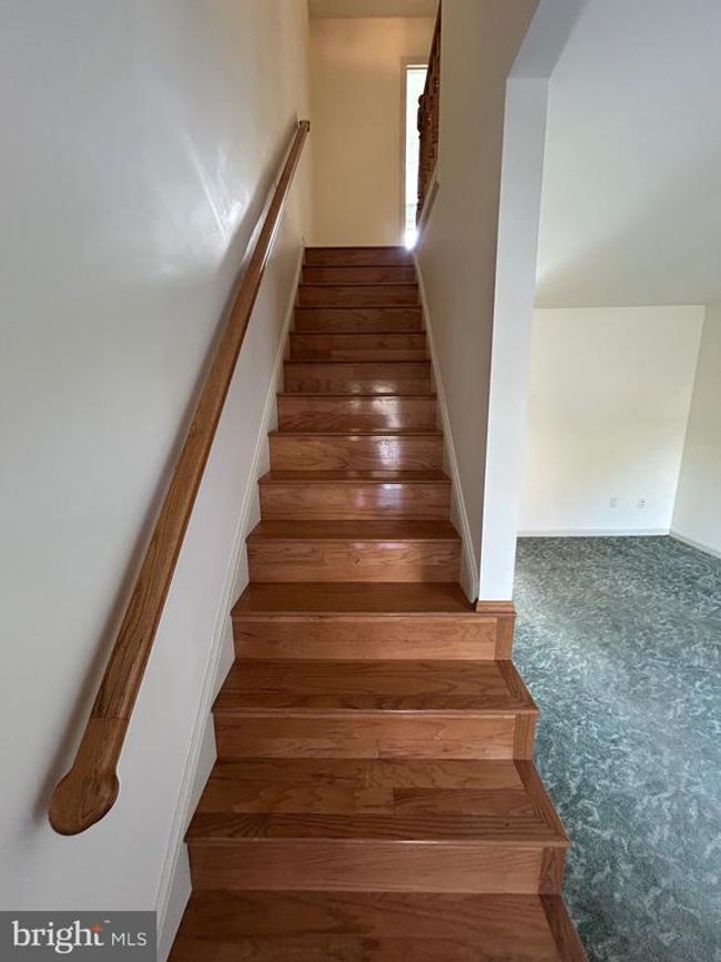 321 Harrison St Se, Townhouse with 2 bedrooms, 2 bathrooms and null parking in LEESBURG VA | Image 5