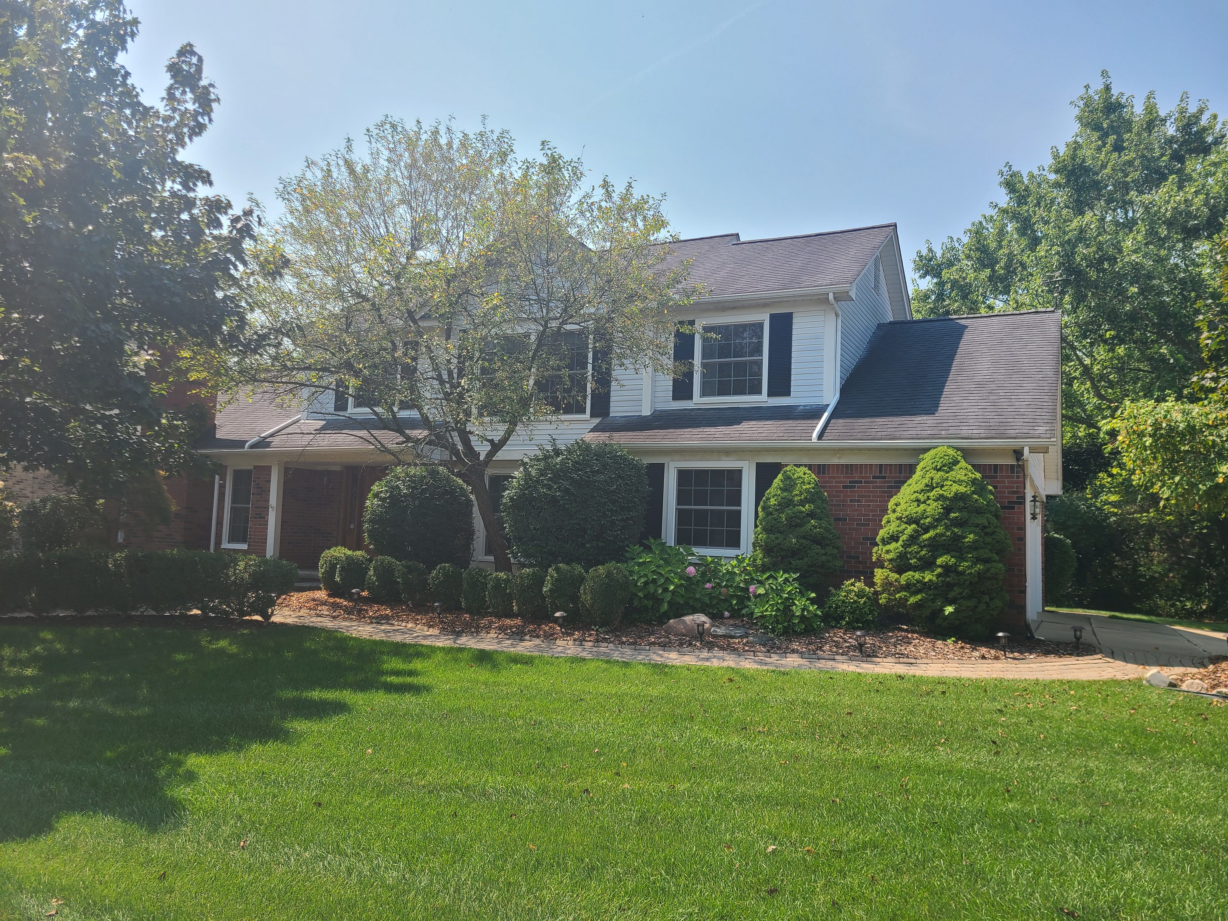 Winterset Cir, Plymouth, MI 48170