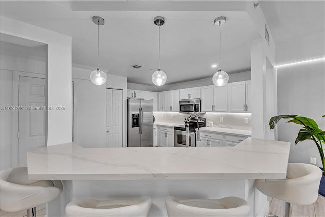 APT-209 - 11401 Nw 89 Th St, Home with 2 bedrooms, 3 bathrooms and null parking in Doral FL | Image 29