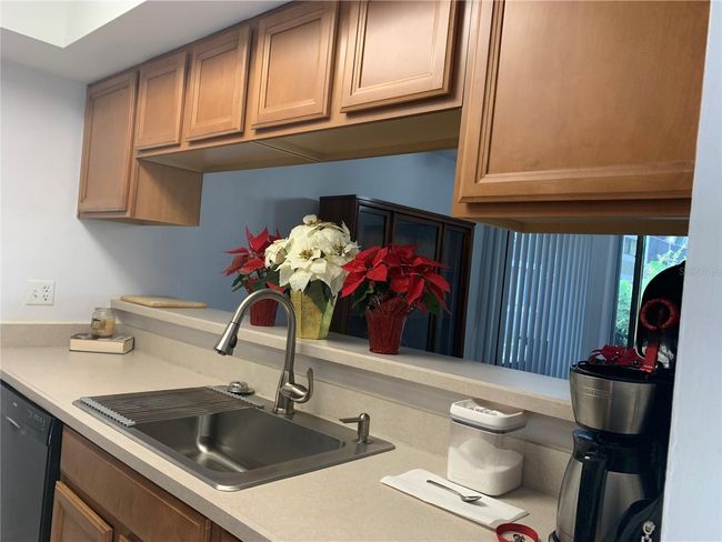 C04 - 6073 Windhover Dr, Condo with 2 bedrooms, 2 bathrooms and null parking in ORLANDO FL | Image 6