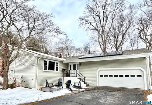 54 Charter Oak Dr, East Lyme, CT, 06333-1617 | Card Image