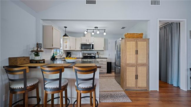 100 Vista 11 Ln, House other with 2 bedrooms, 2 bathrooms and 7 parking in Sandia TX | Image 10