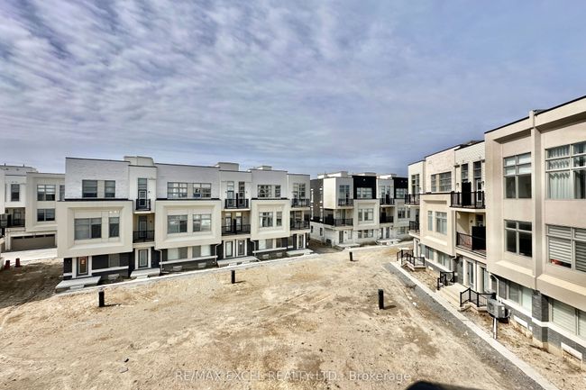 28 Alan Francis Lane, House attached with 3 bedrooms, 4 bathrooms and 1 parking in Markham ON | Image 31