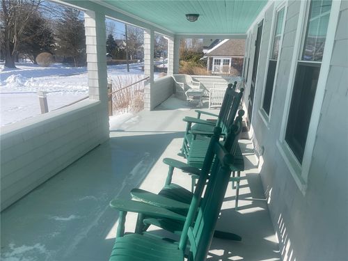 74 Park Ave, South Kingstown, RI, 02879-6619 | Card Image