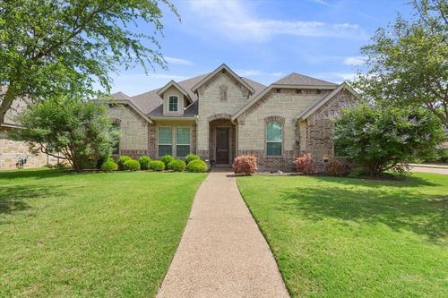 310 Desert Sky Dr, Mcgregor, TX, 76657-4170 | Card Image
