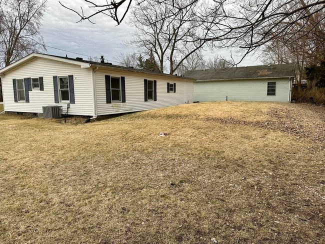 Back of Home with Septic Mound | Image 5