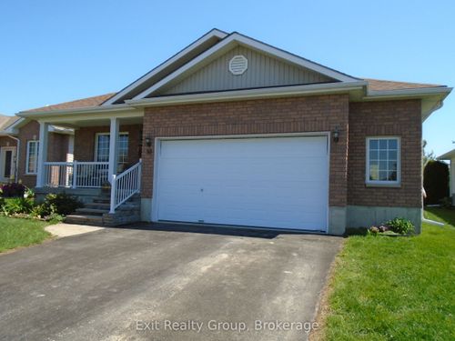 30 Aletha Dr, Wellington, ON, K0K3L0 | Card Image