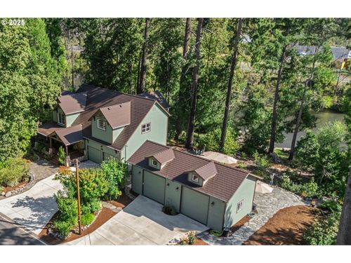 91261 Blue River Rd, Blue River, OR, 97413-9771 | Card Image