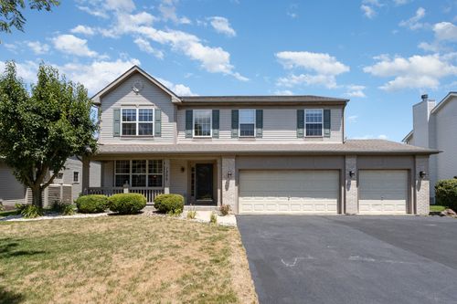 1300 Callaway Dr N, Shorewood, IL, 60404-8156 | Card Image