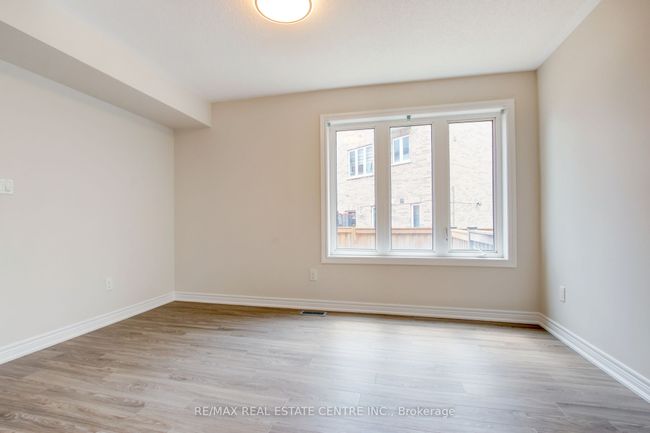 7 Rabbit Run Way, House attached with 4 bedrooms, 3 bathrooms and 1 parking in Brampton ON | Image 8