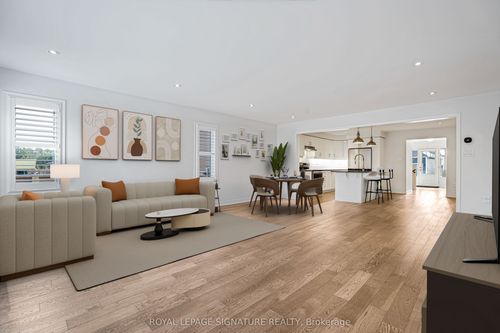 72 Chambery St, Bracebridge, ON, P1L0G2 | Card Image