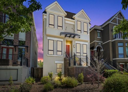 3613 Crocker Drive, Sacramento, CA, 95818 | Card Image