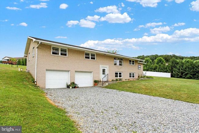 12588 Old Pen Mar Rd, House other with 4 bedrooms, 2 bathrooms and null parking in WAYNESBORO PA | Image 41