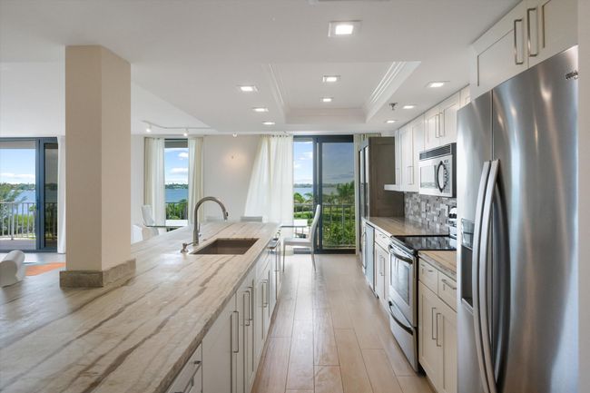 APT-4AI - 3400 S Ocean Blvd, Condo with 2 bedrooms, 2 bathrooms and null parking in Palm Beach FL | Image 5