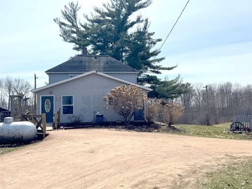820 14th Ave, Almena, WI, 54805-9395 | Card Image