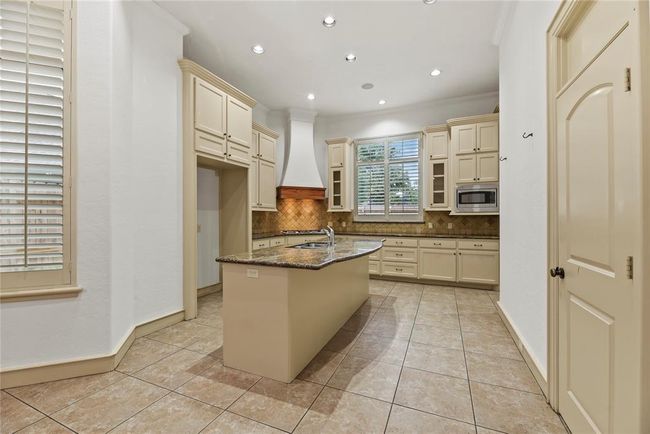 16610 Champagne Falls Ct, House other with 4 bedrooms, 5 bathrooms and 2 parking in Spring TX | Image 9