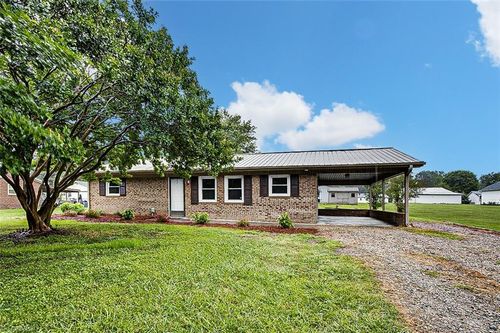 6108 Tobacco Rd, Trinity, NC, 27370-7513 | Card Image