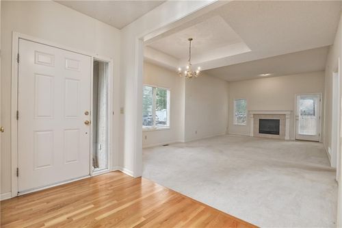 6316 W 145th St, Overland Park, KS, 66223-1805 | Card Image