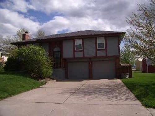 113 E Frank St, Kearney, MO, 64060-8600 | Card Image