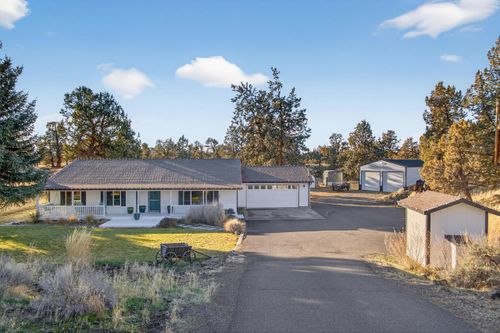 4805 Nw 57th St, Redmond, OR, 97756-3020 | Card Image