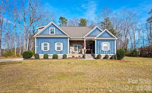 4490 N Wynswept Dr, Maiden, NC, 28650-8946 | Card Image