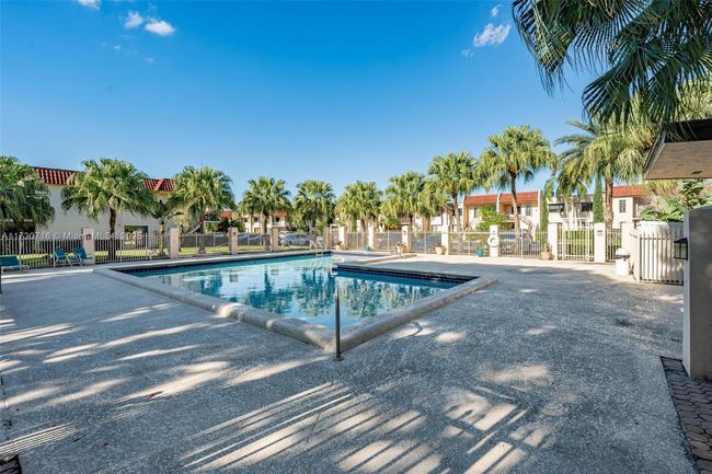 APT-103 - 16431 Blatt Blvd, Condo with 2 bedrooms, 2 bathrooms and null parking in Weston FL | Image 21